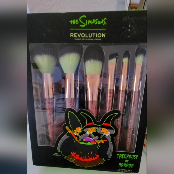 Simpsons Makeup Brush set - Picture 1 of 2